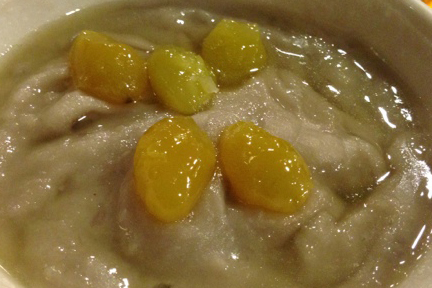 Yam Paste With Gingko Nuts (Orh Nee 银杏芋泥）